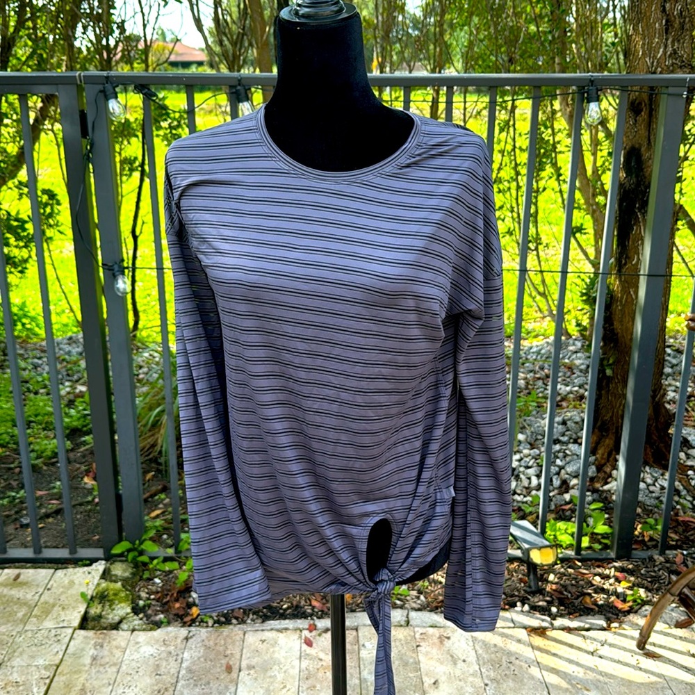 Lululemon long sleeve top
